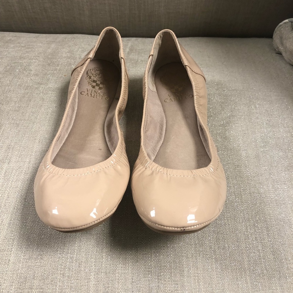 Vince Camuto Nude Flat